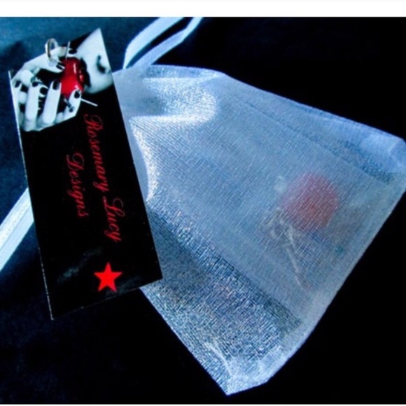 🩷❤️SWAROVSKI Edward heart sterling earrings🩷❤️🩷❤️🩷❤️🩷❤️🩷❤️🩷❤️🩷❤️🩷❤️🩷❤️ - Picture 4 of 7